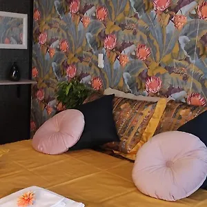https://silvia-spagnolo.it-romehotels.com